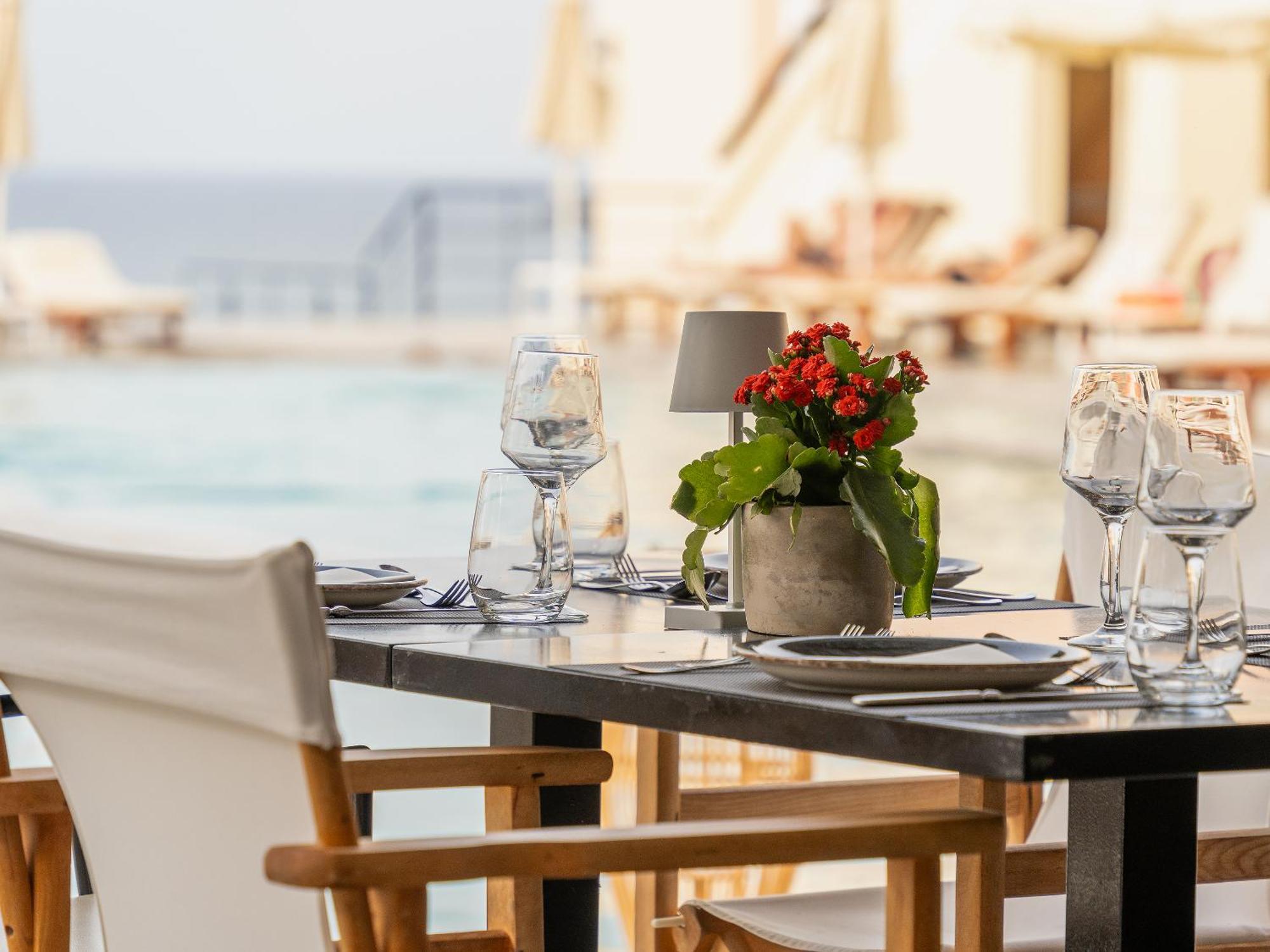 Grecotel Marine Palace & Aqua Park 레팀노 외부 사진